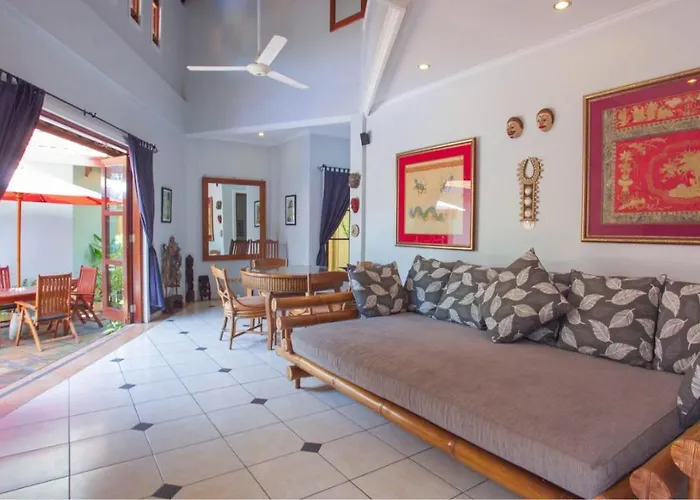 Naga Maya Legian (Bali)