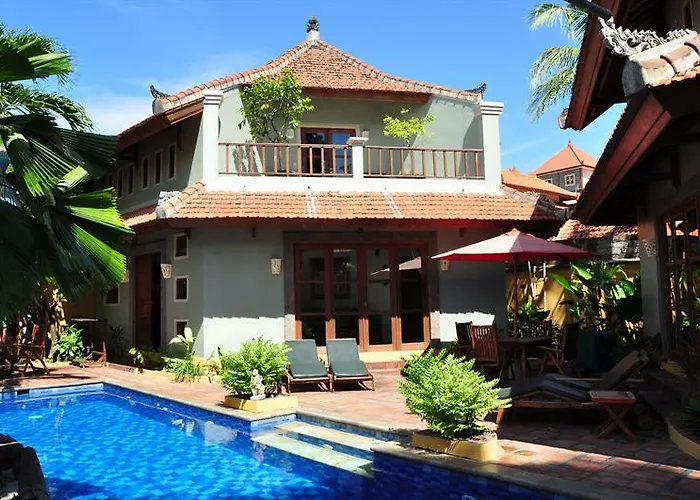 Naga Maya * Legian (Bali)