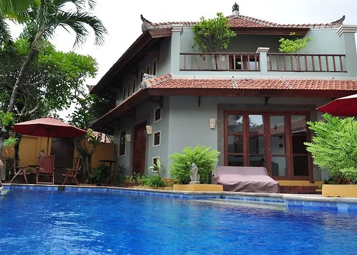 Naga Maya * Legian (Bali)